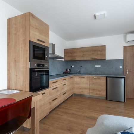 Apartmany Pustimer Exterior photo