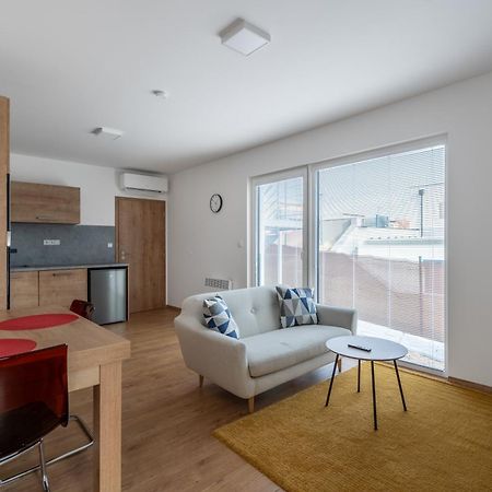 Apartmany Pustimer Exterior photo